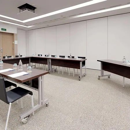 Отель Melia Sarria 5*