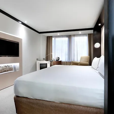 Szálloda Melia Sarriá 5*