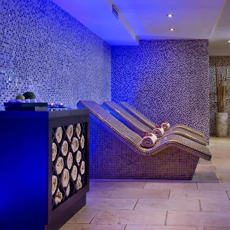 Отель Melia Sarria