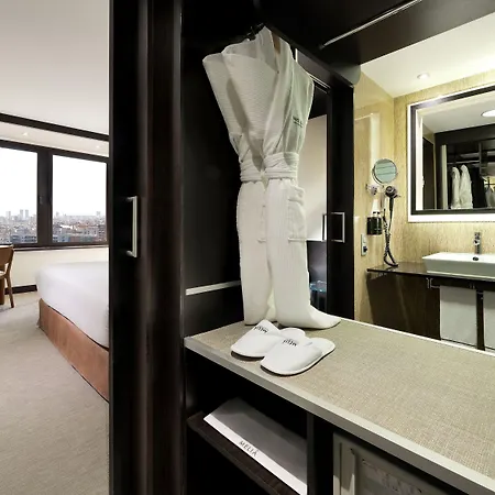 Hotel Melia Sarria 5*