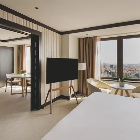 Melia Sarria Hotell 5*