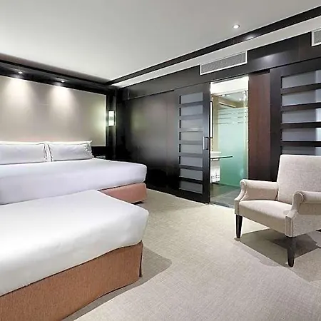Отель Melia Sarria