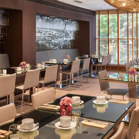 Hotel Melia Sarria