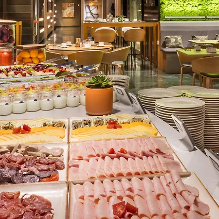 Hotel Melia Sarria 5*
