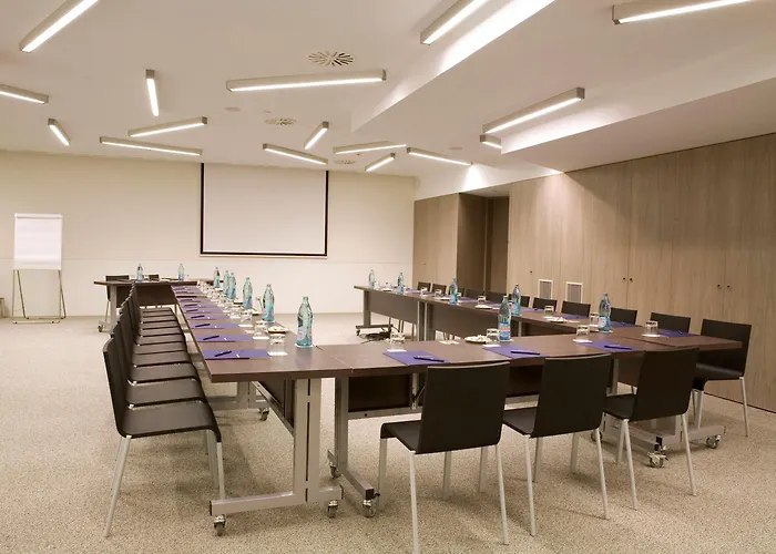 Melia Sarria 5*